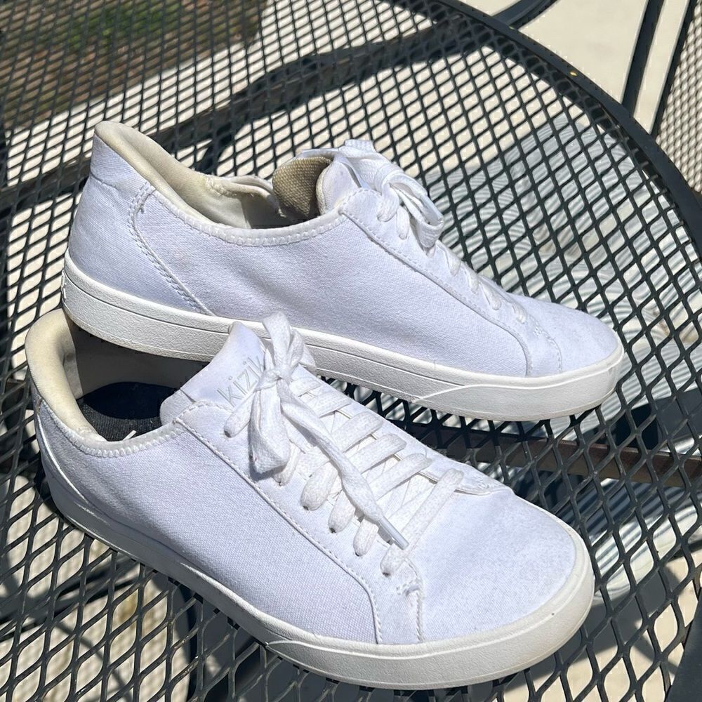 Kickzit white womens slip on aneakers size 6.5- worn once!! Excellent condition